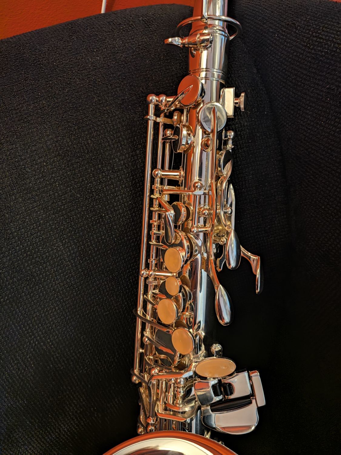 Conn CAS411 Altsaxofon (Silber) – Foto 12