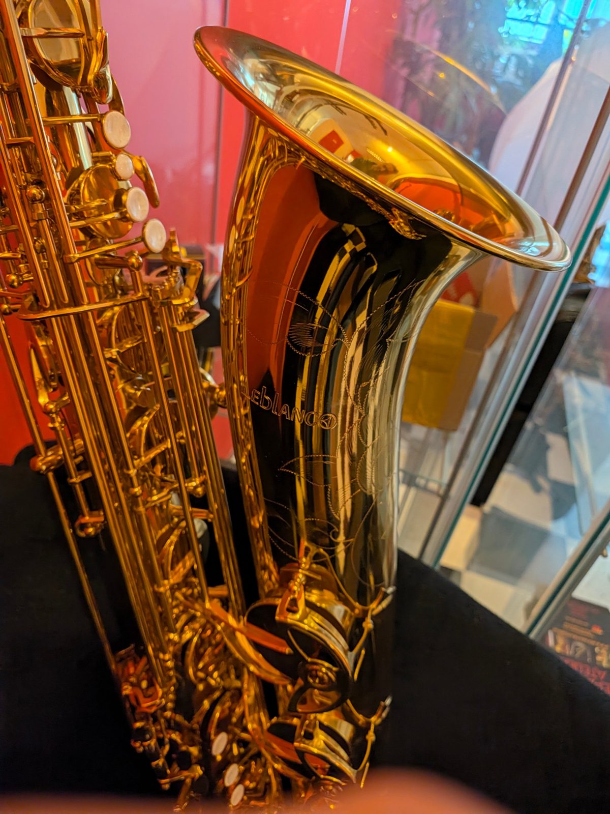 Leblanc LBS311 baritonsaxofoon (demo) – foto 3